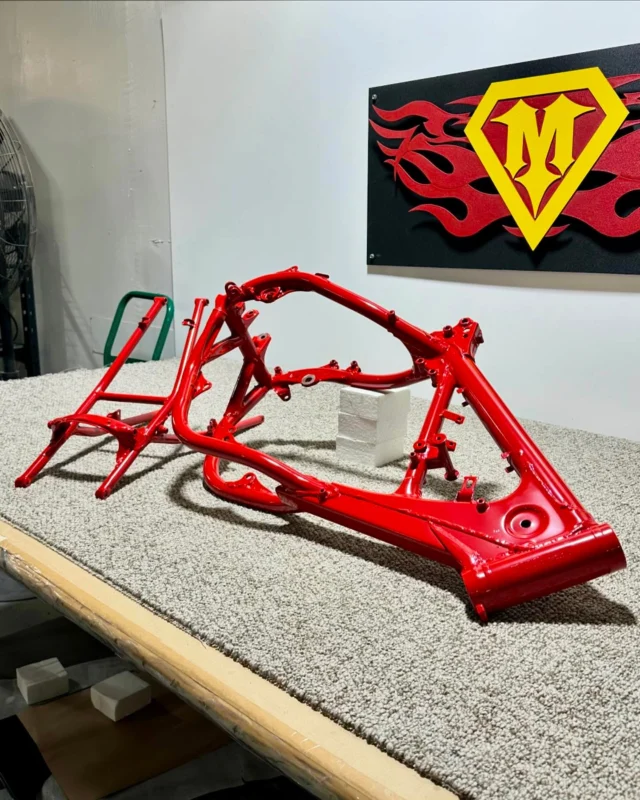 Finished up the restoration on this 1986 Honda CR500 Frame & Subframe. Coated in Honda Flash Red from @prismaticpowders